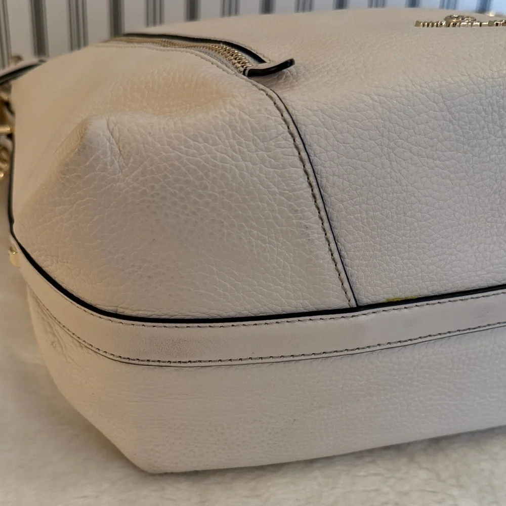Michael Kors Brooklyn Cream Hobo Bag with Gold Accents w/Flaw*